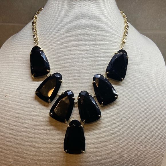 Kendra Scott statement necklace - Picture 2 of 2